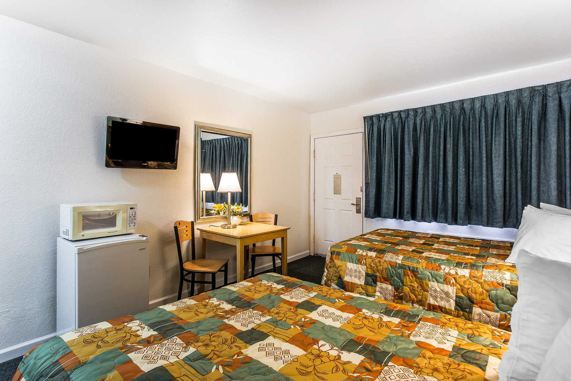 Rodeway Inn & Suites Nags Head Room photo