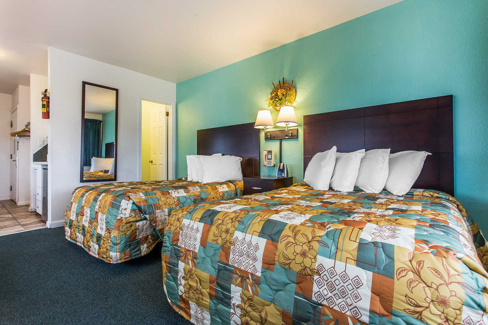 Rodeway Inn & Suites Nags Head Room photo